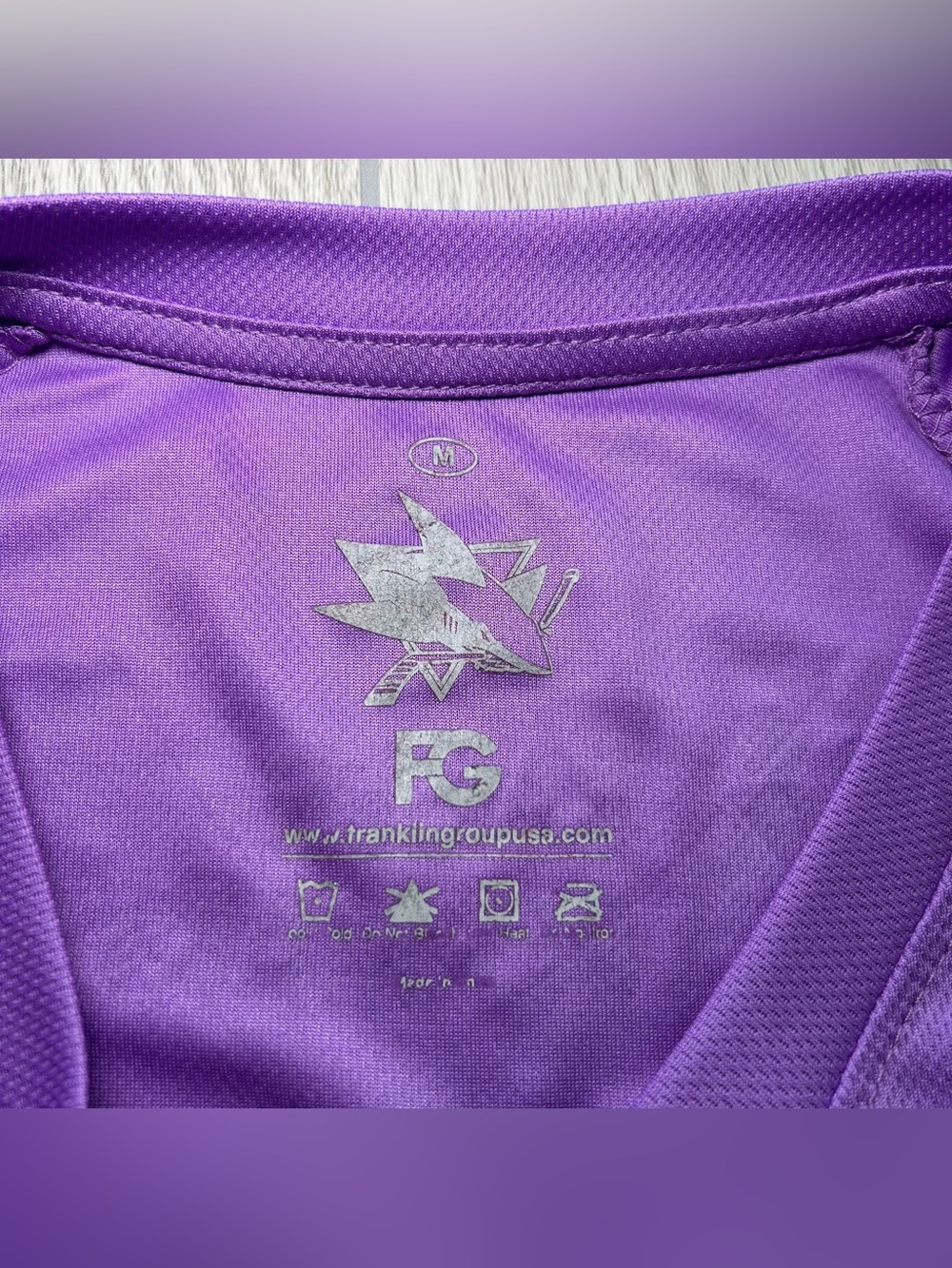 San Jose SJ Sharks NHL Hockey Fights Cancer Purple Jersey Men’s Size M 2021 SGA - Picture 7 of 12
